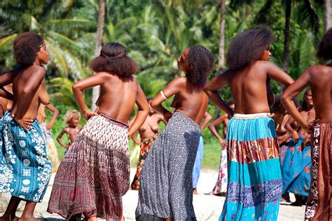 Solomon Islands The Woman Dance Enticing And They Had Flickr