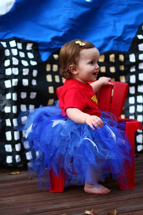 If you don't know us, we absolutely love tackling and re creating the most epic costume looks from this year. 40 Easy & Cute DIY Halloween Costumes for Kids