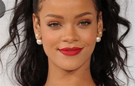 Скачай rihanna and partynextdoor believe it (2020) и rihanna where have you been (remix 2019). أحدث صور ريهانا تثير الشك حول حملها من حبيبها الملياردير ...