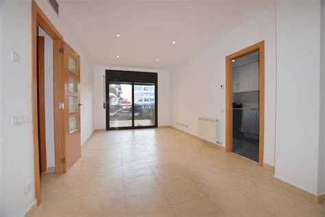 81 m²3 habitaciones y 2 bañostrastero incluido en. ALQUILER PISO en Sant Pere de Ribes | 660 € | 79 m²