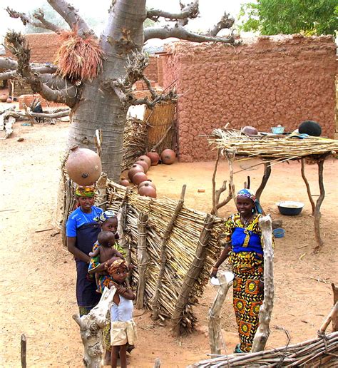 Hausa Women Hausa Women In A Village Near Maradi Niger Eric