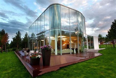 Stunning Modern Glass Houses That Beling In The Storybooks Glass House Glass House Design