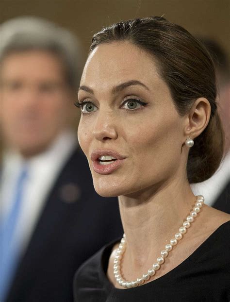 Actress Angelina Jolie Shares Story Of Her Double Mastectomy The Two