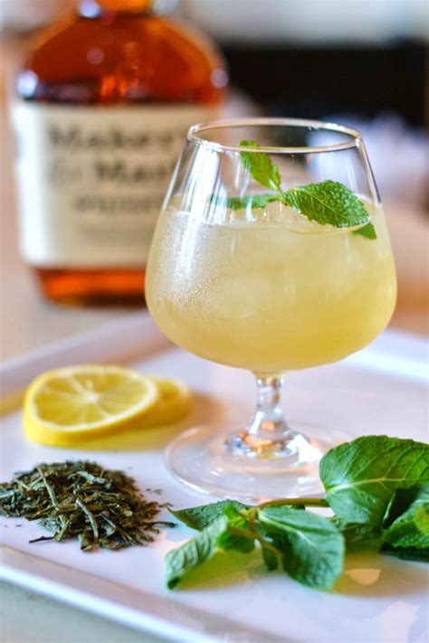 20 Refreshing Tea Cocktails For Springtime Sippin