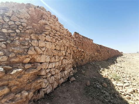 Qanat Ras Baalbek Wanderleb