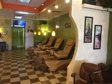 Nails & Wax | Kingsport TN