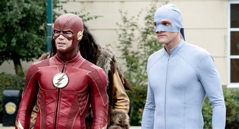 The Flash Season Five Renewal For Cw Superhero Series Canceled