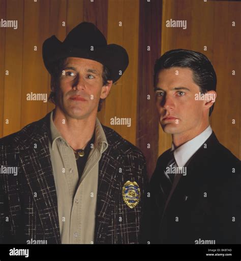 Twin Peaks Tv Kyle Maclachlan Fotos Und Bildmaterial In Hoher