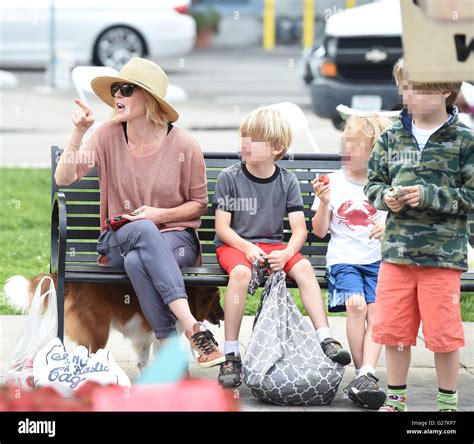 Julie bowen and oliver mclanahan phillips Fotos e Imágenes de stock - Alamy