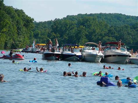 Americas 5 Greatest Party Lakes Huffpost