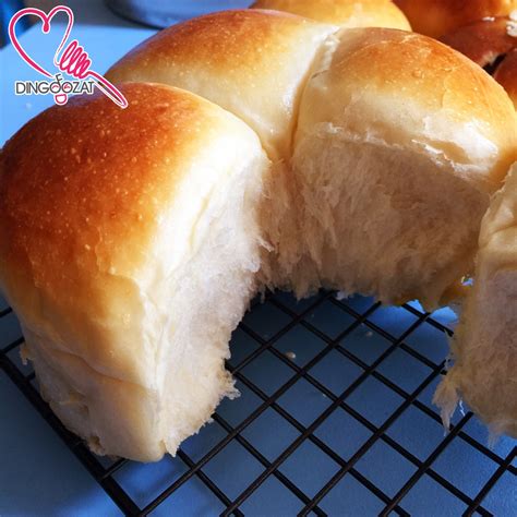 Miki's Food Archives : Bakery Style Soft Bread (Easy ...
