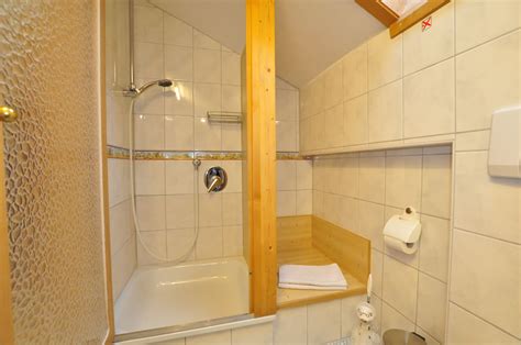 La struttura si trova a 3. Ferienwohnung Frauenschuh - Oberstdorf - Tiefenbach