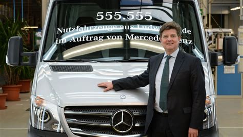Daimler Cheflobbyist Eckart Von Klaeden Beeinflusste Kanzleramt Bei