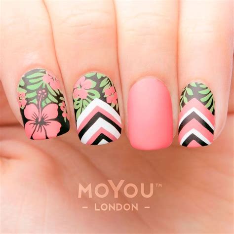 Tropical Flower Nails Tropical Nail Designs Beach Nail Designs