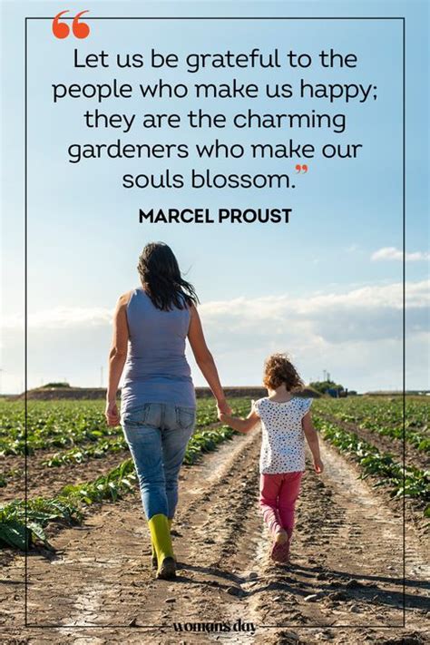 51 Beautiful Quotes About Friendship and Family — Sayings About