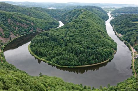 River Landscape Idyllic Beauty In Nature 5k Green Color Saar Loop