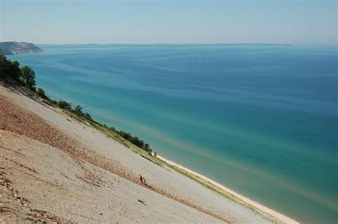 Sleeping Bear Dunes In Michigan 35 Miles Of Beauty On Lake Michigan