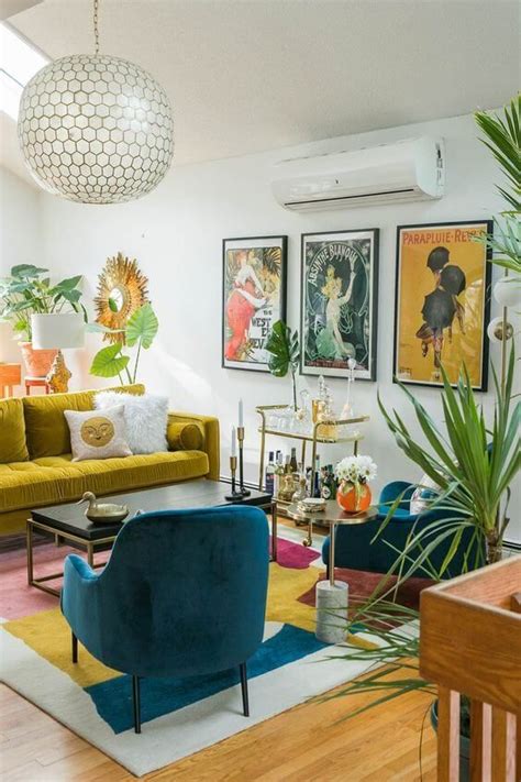 Double up your small living room into a gaming room for your family. 50 Small Living Room Design Ideas to Copy Right Now ...