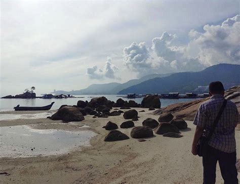 Lebih 40 syarikat di negara ini dipantau bank negara malaysia (bnm) selepas dikesan terbabit dengan operasi 'hawala' atau perkhidmatan kiriman wang ke luar negara secara haram. CLUELESS: Hiking @ Penang National Park (Taman Negara ...