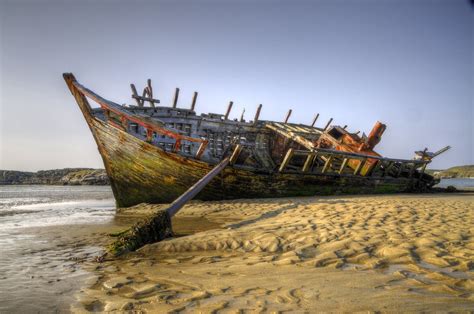 Abandoned Ship Abandoned Boat C04