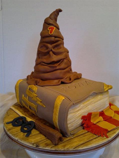 31 Creative Cakes That Are Too Stylish To Eat Designbump
