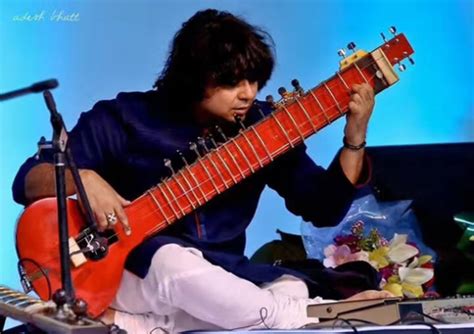 The music of india includes indian classical music, multiple varieties of folk, popular, pop, and, most recently, rock music. Top artists bring Indian classical music to Beijing