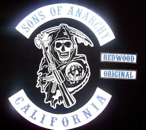 Sons Of Anarchy California Bordado Em Foto Onde Demostra A Faixa