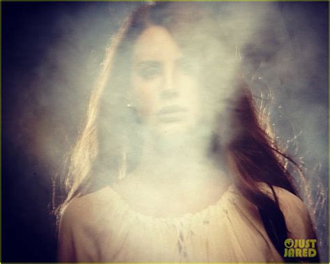 Lana Del Reys Summertime Sadness Video Preview Exclusive Photo