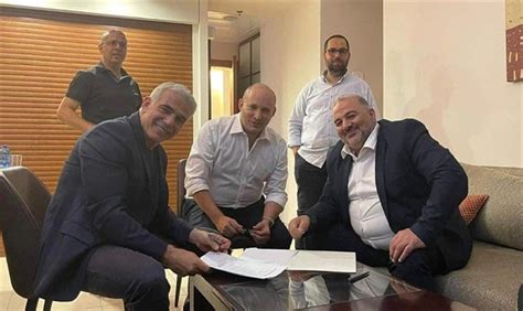 It needs to be made clear to them before they sign a coalition deal with lapid, labor leader mk merav michaeli, meretz, and labor mk ibtisam mara'ana that this time we will not forgive. Un Israel dividido ante el fin de la era Netanyahu ⋆ 7 de ...