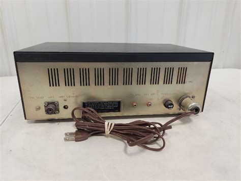 Vintage Midland Cb Radio Model 13 877 Powers On For Parts Or Repair
