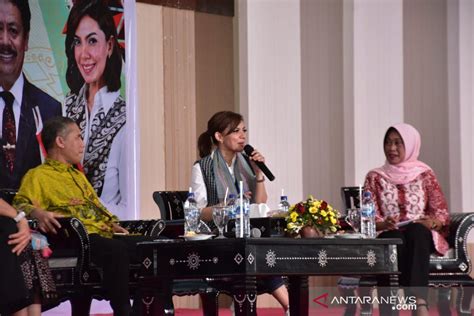 Duta Baca Najwa Shihab Motivasi Warga Ntb Gemar Membaca Antara News Banten