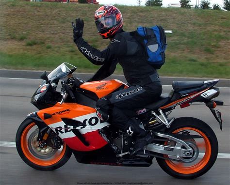 4.7 gallons miles per gallon: Sweet ride on a 2005 Repsol CBR 1000 RR