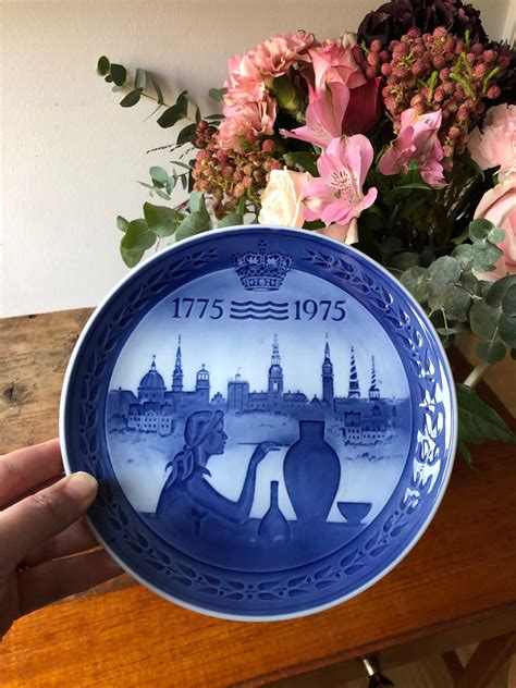 Vintage Royal Copenhagen Bicentennial Plate 1775 1975 Commemorative