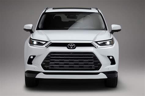Toyota Urban Cruiser Icon Suv Global Debut On May 15check Details