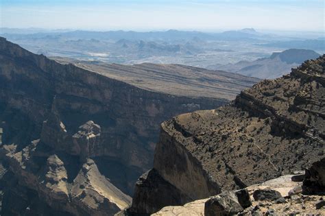 Filter by your favorite amenities: Wadi Nakhar - der Grand Canyon des Oman | Franks Travelbox