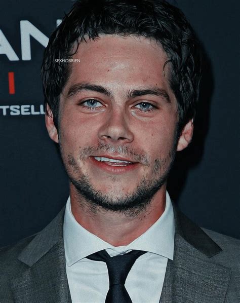 We provide easy how to style tips as well as letting you know which hairstyles will match your face shape, hair texture and hair density. Dylan O'brien blue eyes
