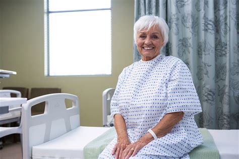 How To Put On A Hospital Gown