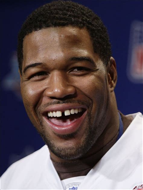 Gma's michael strahan inundated with support following exciting announcement. Michael Strahan is Kelly Ripa's new co-host - Toledo Blade