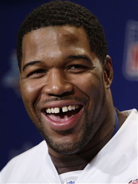 From the office to the golf course, it's got you covered. Michael Strahan is Kelly Ripa's new co-host - Toledo Blade