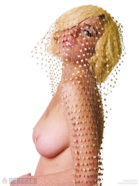 Lindsay Lohan Nude Posing Suzana Mancic Porn Telegraph