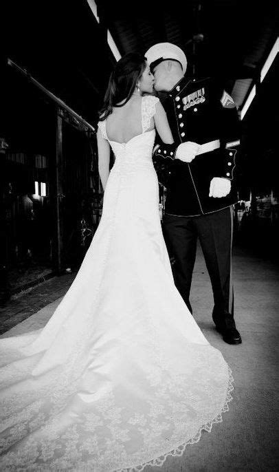 Love The Formal But Intimate Look Military Wedding Usmc Wedding Wedding Pics