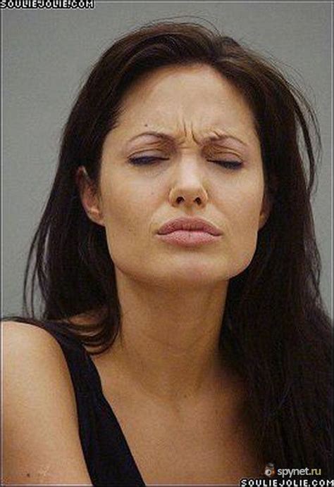 Lessons From The Facial Expressions Of Angelina Jolie 56 Photos Page 1