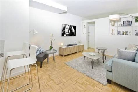 Two bedroom, one bath suite with one king size bed, one queen size bed, and living/dining area with a queen size sleeper sofa, full kitchen and a washer and dryer. Luxurious Superior Two Bedroom Apartment wih Gym, Doorman ...