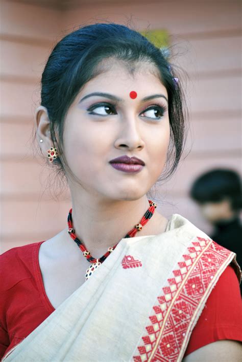 Pin by Dwijen Mahanta on Assamese festival, Bihu | Indian face, Fashion ...