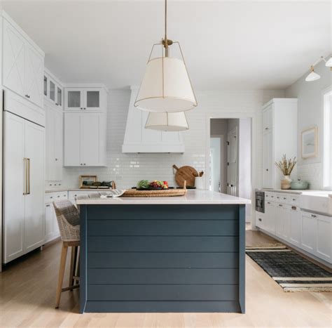 If you've been perusing pinterest lately, you may have noticed that the shift is starting. 2021 New-construction Home Trends - Home Bunch Interior Design Ideas