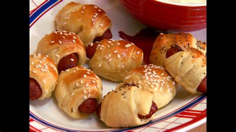 Homemade Pigs In A Blanket - Recipe tutorial - YouTube