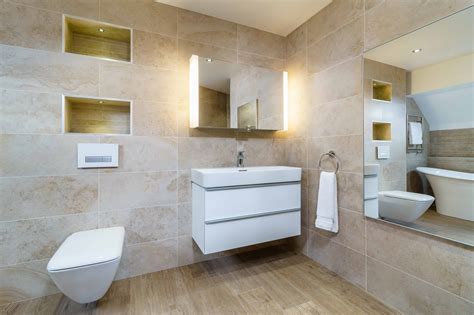 Luxury bathroom by whiting architects, via homes to love Luxury bathroom design |devon, Cornwall, South West