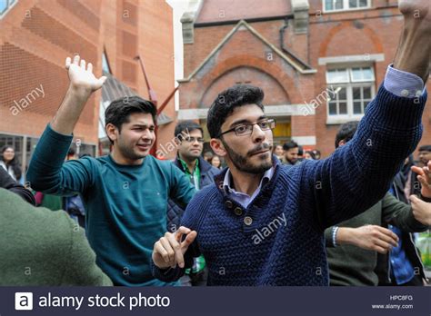 Pakistani Students Hi Res Stock Photography And Images Alamy