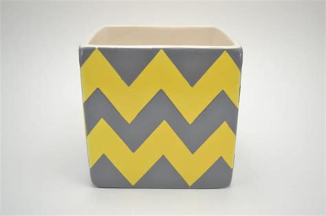 How To Paint Pottery Chevron Pattern Pottery Ceramic Techniques