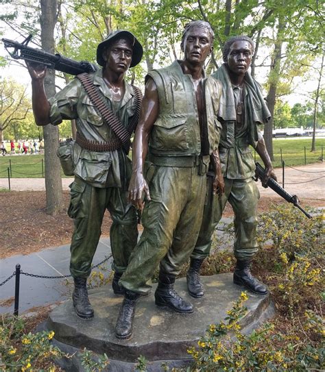 Neko Random Photo The Three Soldiers Vietnam Veterans Memorial